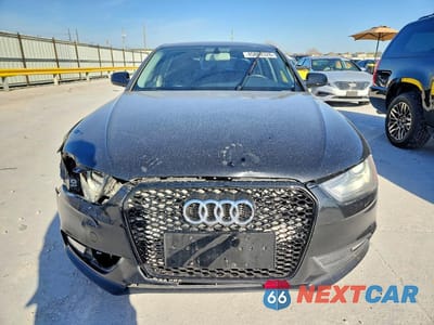 Piąte zdjęcie samochodu w środku: 2013 AUDI A4 PREMIUM VIN:WAUAFAFLXDN051263 - miniatura