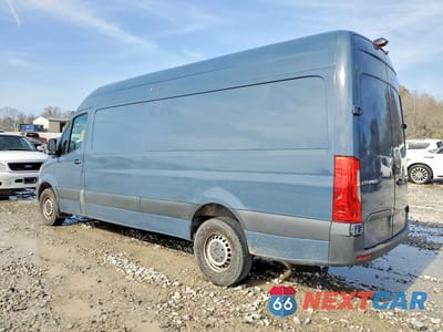 Drugie zdjęcie samochodu z przodu: 2019 MERCEDES BENZ SPRINTER 2500 DELIVERY VAN VIN:WD4PF1CD8KT012048 - miniatura