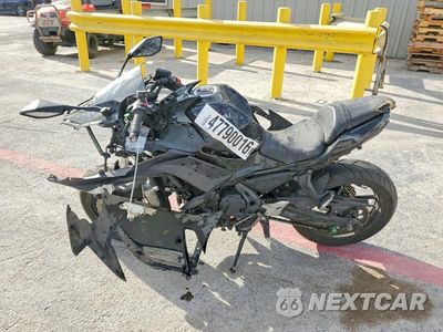 Trzecie zdjęcie samochodu z tyłu: 2020 KAWASAKI EX650 M VIN:ML5EXEM14LDA19498 - miniatura