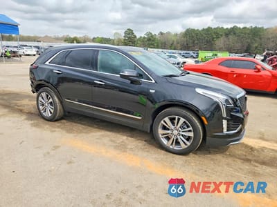 Czwarte zdjęcie samochodu z boku: 2025 CADILLAC XT5 PREMIUM LUXURY VIN:1GYKNCRS5SZ122572 - miniatura