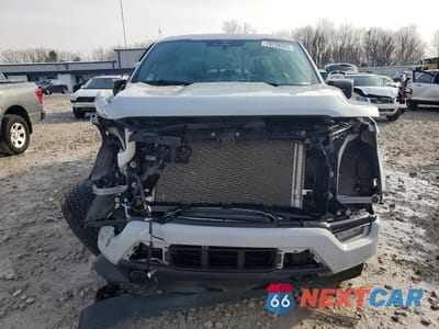 Piąte zdjęcie samochodu w środku: 2023 FORD F150 SUPERCREW VIN:1FTEW1EP9PFA79773 - miniatura