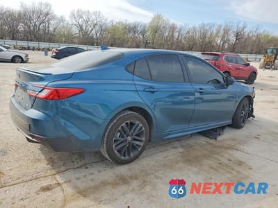 Trzecie zdjęcie samochodu z tyłu: 2025 TOYOTA CAMRY SE VIN:4T1DAACK8SU113395 - miniatura