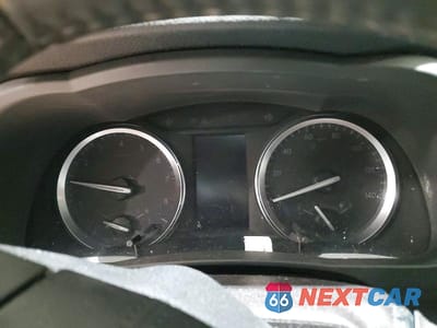 Zdjęcie 9 z 12 samochodu: 2019 TOYOTA HIGHLANDER XLE VIN:5TDJZRFH5KS617454 - miniatura