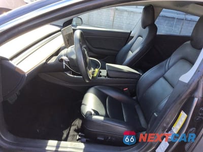 Zdjęcie 7 z 11 samochodu: 2019 TESLA MODEL 3 VIN:5YJ3E1EA6KF400378 - miniatura