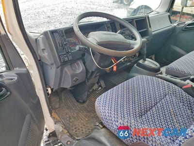 Zdjęcie 8 z 12 samochodu: 2023 CHEVROLET 3500 BOX TRUCK VIN:54DBDW1D2P5203418 - miniatura