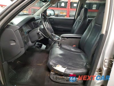 Zdjęcie 7 z 11 samochodu: 2001 DODGE DAKOTA QUAD VIN:1B7GG2AN71S125261 - miniatura
