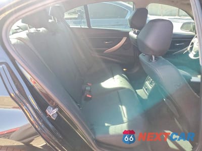 Zdjęcie 10 z 11 samochodu: 2018 BMW 320 I VIN:WBA8E1G57JNU89851 - miniatura