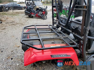 Zdjęcie 6 z 11 samochodu: 2015 HONDA SXS500 M M VIN:1HFVE0301F4000356 - miniatura