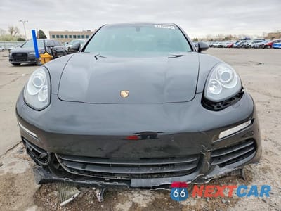 Piąte zdjęcie samochodu w środku: 2015 PORSCHE PANAMERA SE HYBRID VIN:WP0AD2A70FL040621 - miniatura