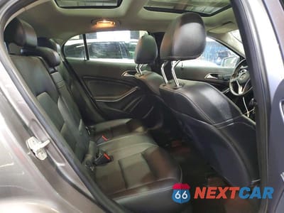 Zdjęcie 10 z 11 samochodu: 2015 MERCEDES-BENZ GLA 250 4MATIC VIN:WDCTG4GB2FJ090949 - miniatura