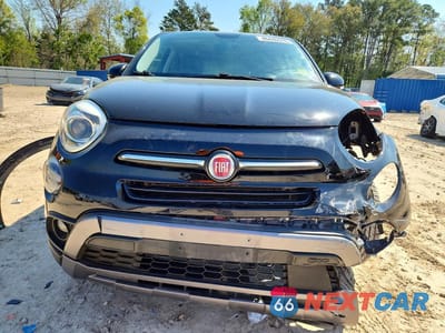 Piąte zdjęcie samochodu w środku: 2019 FIAT 500X TREKKING VIN:ZFBNFYB15KP786349 - miniatura