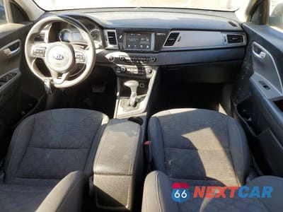 Zdjęcie 8 z 13 samochodu: 2019 KIA NIRO LX VIN:KNDCB3LC9K5334595 - miniatura