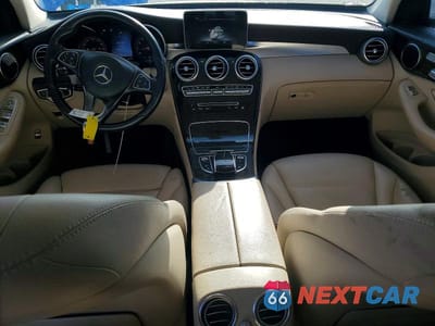 Zdjęcie 8 z 14 samochodu: 2016 MERCEDES-BENZ GLC 300 VIN:WDC0G4JB5GF109560 - miniatura