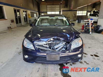 Piąte zdjęcie samochodu w środku: 2010 MERCEDES-BENZ C 300 VIN:WDDGF5EB5AR098112 - miniatura