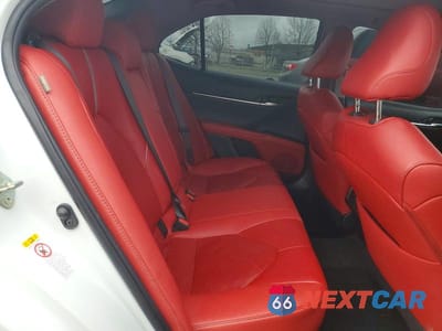 Zdjęcie 10 z 12 samochodu: 2018 TOYOTA CAMRY XSE VIN:4T1B61HK4JU141288 - miniatura