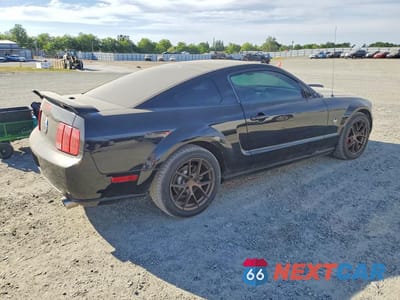 Trzecie zdjęcie samochodu z tyłu: 2009 FORD MUSTANG GT VIN:1ZVHT82H395119413 - miniatura