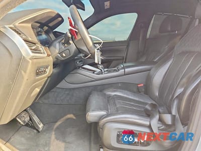 Zdjęcie 7 z 11 samochodu: 2021 BMW X6 M50I VIN:5UXCY8C01M9E79306 - miniatura