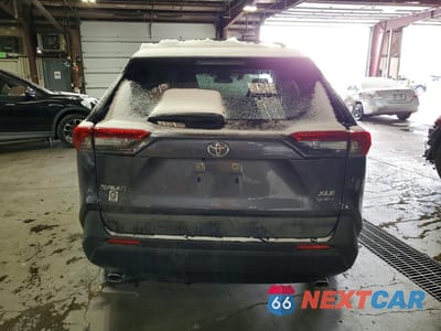 Zdjęcie 6 z 13 samochodu: 2025 TOYOTA RAV4 HYBRID XLE VIN:JTMRWRFV5SJ079112 - miniatura