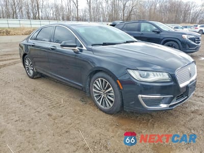 Czwarte zdjęcie samochodu z boku: 2017 LINCOLN MKZ HYBRID SELECT VIN:3LN6L5LU9HR654127 - miniatura