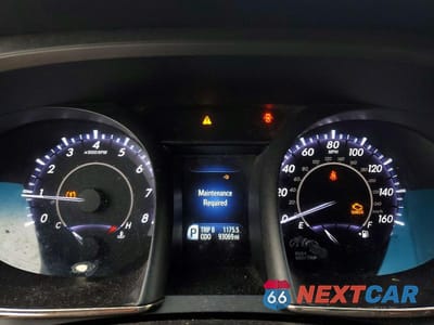 Zdjęcie 9 z 12 samochodu: 2016 TOYOTA AVALON LIMITED VIN:4T1BK1EB1GU213251 - miniatura