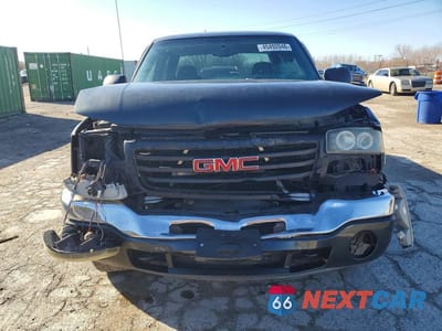 Piąte zdjęcie samochodu w środku: 2005 GMC NEW SIERRA K1500 VIN:2GTEK13T751180651 - miniatura