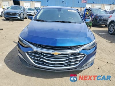 Piąte zdjęcie samochodu w środku: 2019 CHEVROLET MALIBU LT VIN:1G1ZD5ST2KF165069 - miniatura