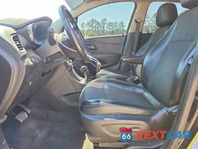 Zdjęcie 7 z 12 samochodu: 2020 CHEVROLET TRAX 1LT VIN:KL7CJLSB8LB005804 - miniatura