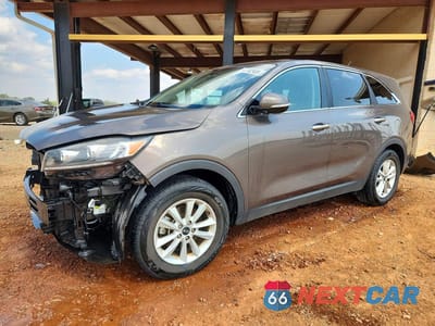2019 KIA SORENTO LX 5XYPG4A31KG453860 - główne zdjęcie licytacji z USA - miniatura