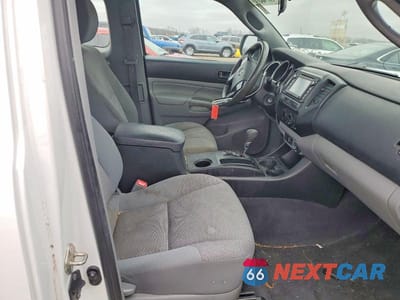 Zdjęcie 10 z 12 samochodu: 2014 TOYOTA TACOMA PRERUNNER V6 VIN:5TFTU4GN2EX055669 - miniatura