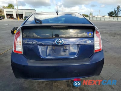 Zdjęcie 6 z 12 samochodu: 2014 TOYOTA PRIUS FOUR VIN:JTDKN3DU2E0374142 - miniatura