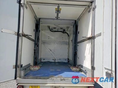 Zdjęcie 10 z 13 samochodu: 2020 FORD TRANSIT DELIVERY TRUCK VIN:1FDBW5Z86LKB30334 - miniatura