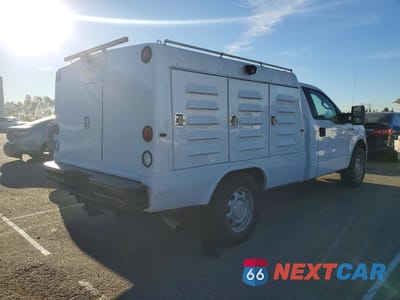 Trzecie zdjęcie samochodu z tyłu: 2014 FORD F150 XLT VIN:1FTPF1CT4EKF75707 - miniatura