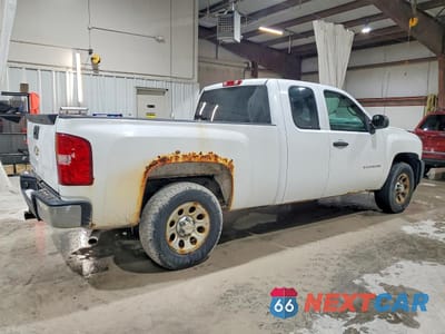 Trzecie zdjęcie samochodu z tyłu: 2011 CHEVROLET SILVERADO C1500 VIN:1GCRCPEX3BZ101738 - miniatura