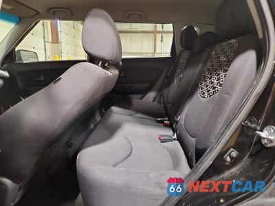 Zdjęcie 10 z 12 samochodu: 2011 KIA SOUL + VIN:KNDJT2A22B7711250 - miniatura