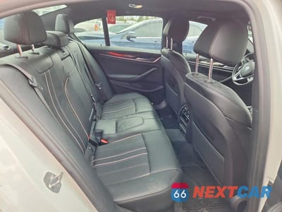 Zdjęcie 10 z 12 samochodu: 2020 BMW 530 XI VIN:WBAJR7C04LWW73953 - miniatura
