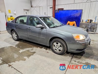 Czwarte zdjęcie samochodu z boku: 2005 CHEVROLET MALIBU LS VIN:1G1ZT52805F227684 - miniatura