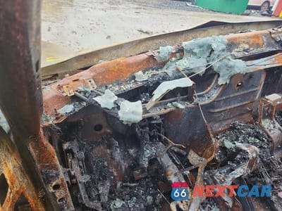 Zdjęcie 9 z 11 samochodu: 2004 CHEVROLET SILVERADO K1500 VIN:2GCEK19V141389052 - miniatura