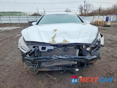 Piąte zdjęcie samochodu w środku: 2018 HYUNDAI SONATA SEL VIN:5NPE34AF0JH633139 - miniatura