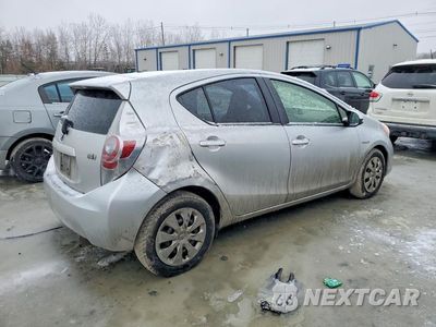 Trzecie zdjęcie samochodu z tyłu: 2014 TOYOTA PRIUS C ONE VIN:JTDKDTB33E1066632 - miniatura