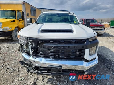 Piąte zdjęcie samochodu w środku: 2023 CHEVROLET SILVERADO K2500 HEAVY DUTY VIN:1GC0YLE77PF249273 - miniatura