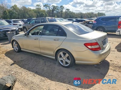 Drugie zdjęcie samochodu z przodu: 2011 MERCEDES-BENZ C 300 VIN:WDDGF5EB0BA452067 - miniatura