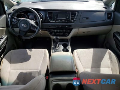 Zdjęcie 8 z 13 samochodu: 2016 KIA SEDONA LX VIN:KNDMB5C1XG6119789 - miniatura
