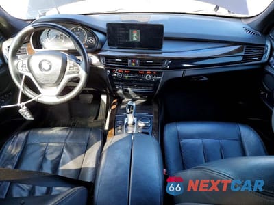 Zdjęcie 8 z 12 samochodu: 2017 BMW X5 XDRIVE35I VIN:5UXKR0C31H0V75237 - miniatura