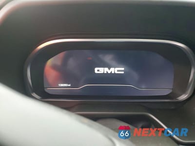 Zdjęcie 9 z 14 samochodu: 2024 GMC YUKON XL K1500 SLT VIN:1GKS2GKD8RR134747 - miniatura