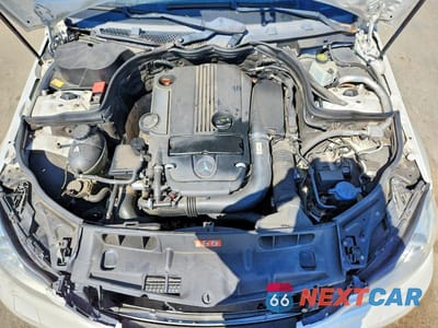 Zdjęcie 11 z 12 samochodu: 2013 MERCEDES-BENZ C 250 VIN:WDDGF4HB2DR257887 - miniatura