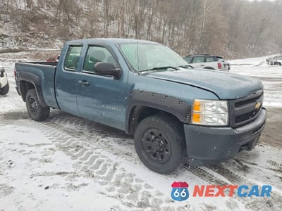 Czwarte zdjęcie samochodu z boku: 2012 CHEVROLET SILVERADO K1500 VIN:1GCRKPEA7CZ232882 - miniatura