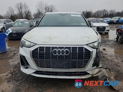 Piąte zdjęcie samochodu w środku: 2022 AUDI Q3 PREMIUM S LINE 45 VIN:WA1DECF33N1133840 - miniatura