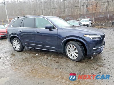 Czwarte zdjęcie samochodu z boku: 2016 VOLVO XC90 T6 VIN:YV4A22PK0G1024978 - miniatura
