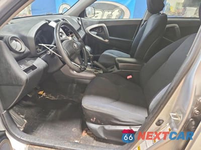 Zdjęcie 7 z 12 samochodu: 2008 TOYOTA RAV4 SPORT VIN:JTMBK32V786030389 - miniatura