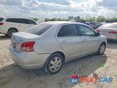 Trzecie zdjęcie samochodu z tyłu: 2007 TOYOTA YARIS BASE VIN:JTDBT923071064961 - miniatura